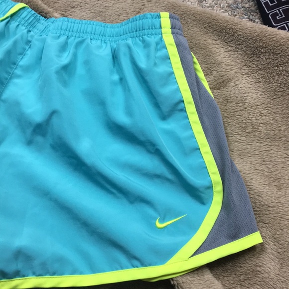 Rarely worn Nike running shorts - Picture 2 of 3